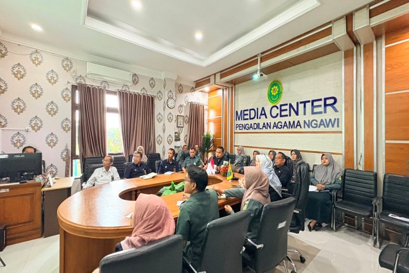 Kepaniteraan PA Ngawi Gelar Monev Triwulan II