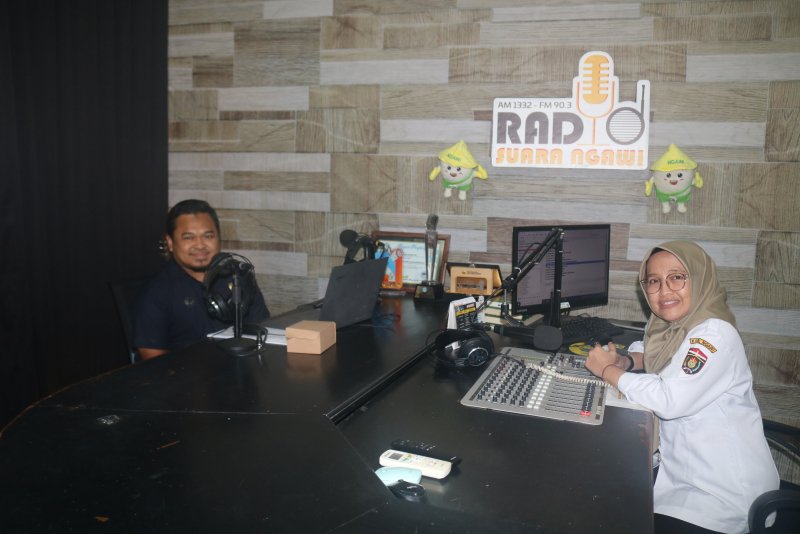 PA Ngawi Sosialisasikan Inovasi Pelayanan Peradilan Berbasis Digital melalui Podcast NGOBRAS