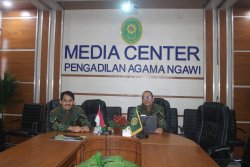 Dorong SDM Unggul, PA Ngawi Hadiri Kuliah Umum Ketua PTA Surabaya dan Sosialisasi RPL UNISMA